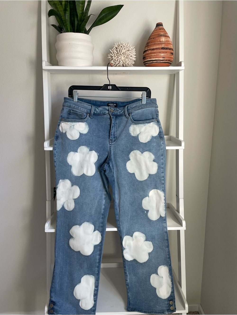 NYDJ Blue Straight-Leg Jeans with White Cloud flowers
